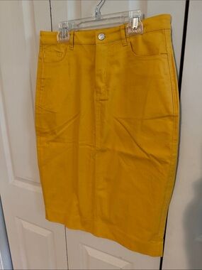 Jade Mackenzie yellow denim pencil skirt size small